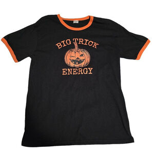 NWOT‎ Women's Size Medium Happy Halloween T-Shirt
